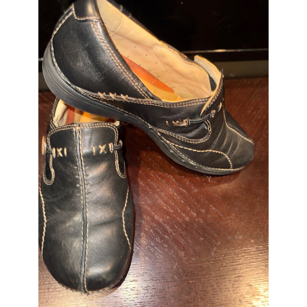 Clarks Unstructured Black Leather Slip On Loafers Contrast Stitch Women 7.5 M - Picture 2 of 7